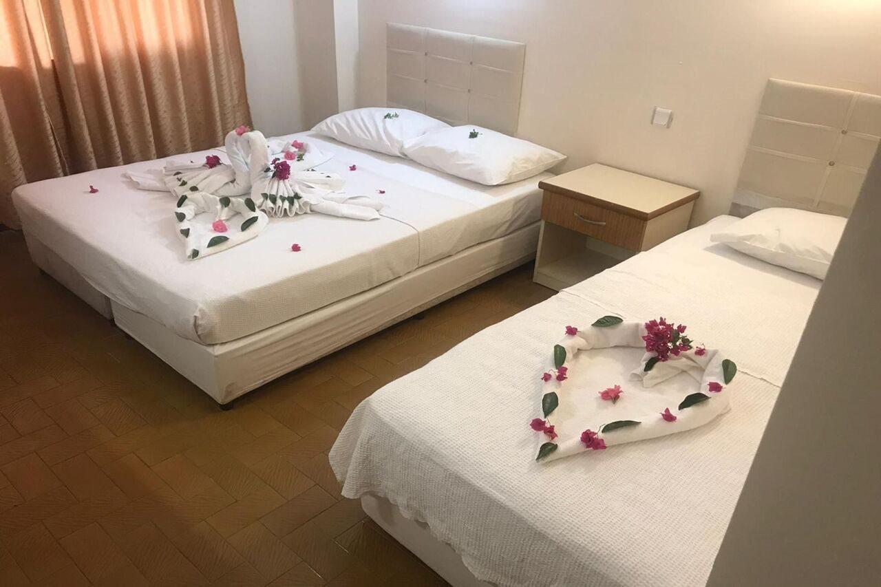 Uenver Hotel Adana Exteriör bild