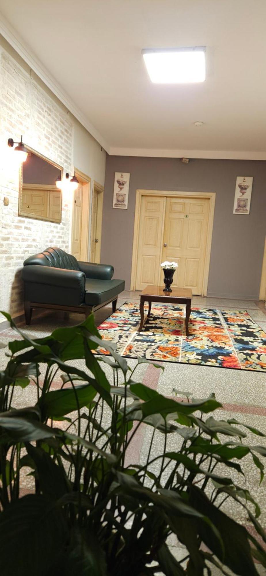 Uenver Hotel Adana Exteriör bild