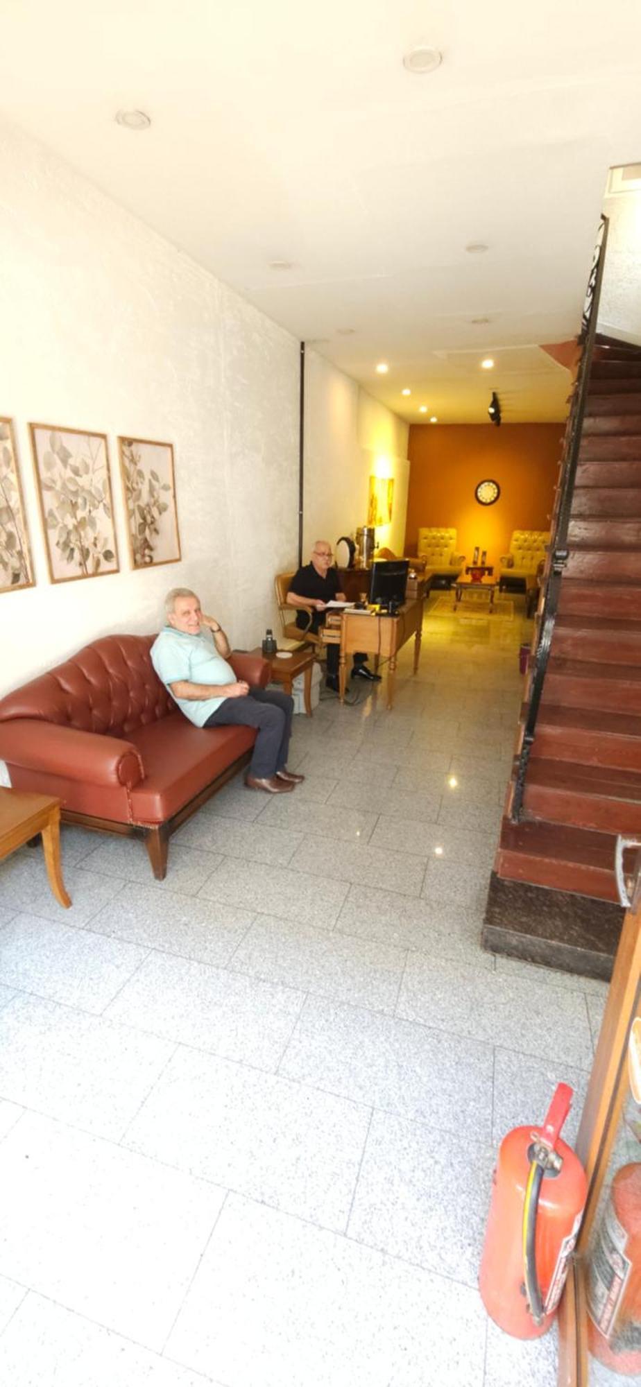 Uenver Hotel Adana Exteriör bild